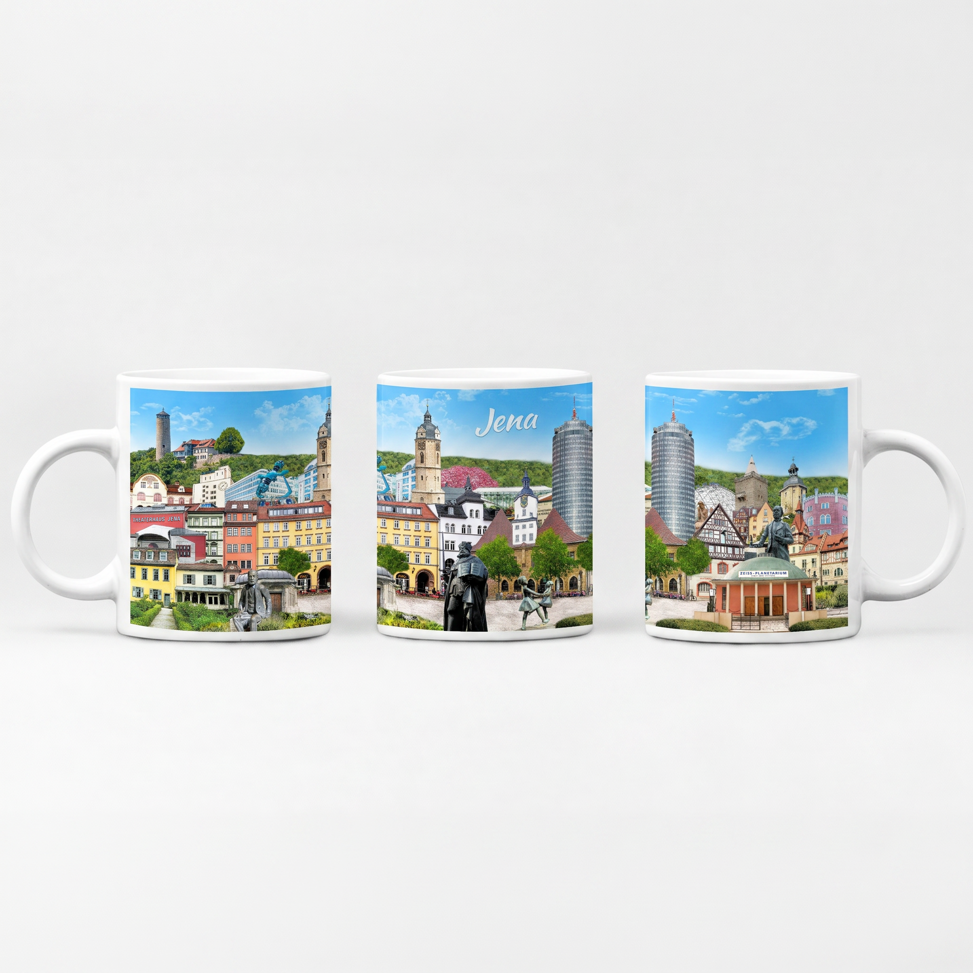 Weiße Keramiktasse mit farbenfroher Jena Collage von Bernd Röttgers von vorne
