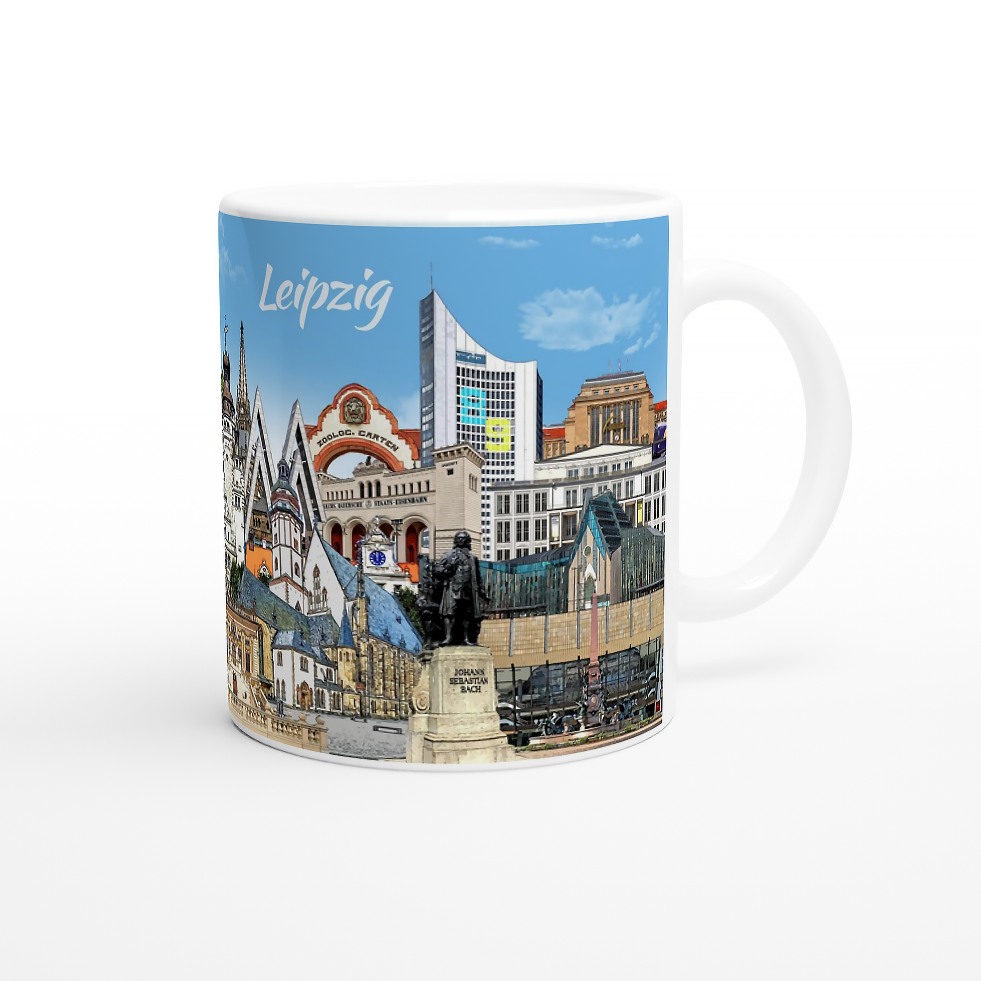 Detailansicht des Panoramadrucks auf der Leipzig Tasse mit Bach-Denkmal und Neuem Rathaus.