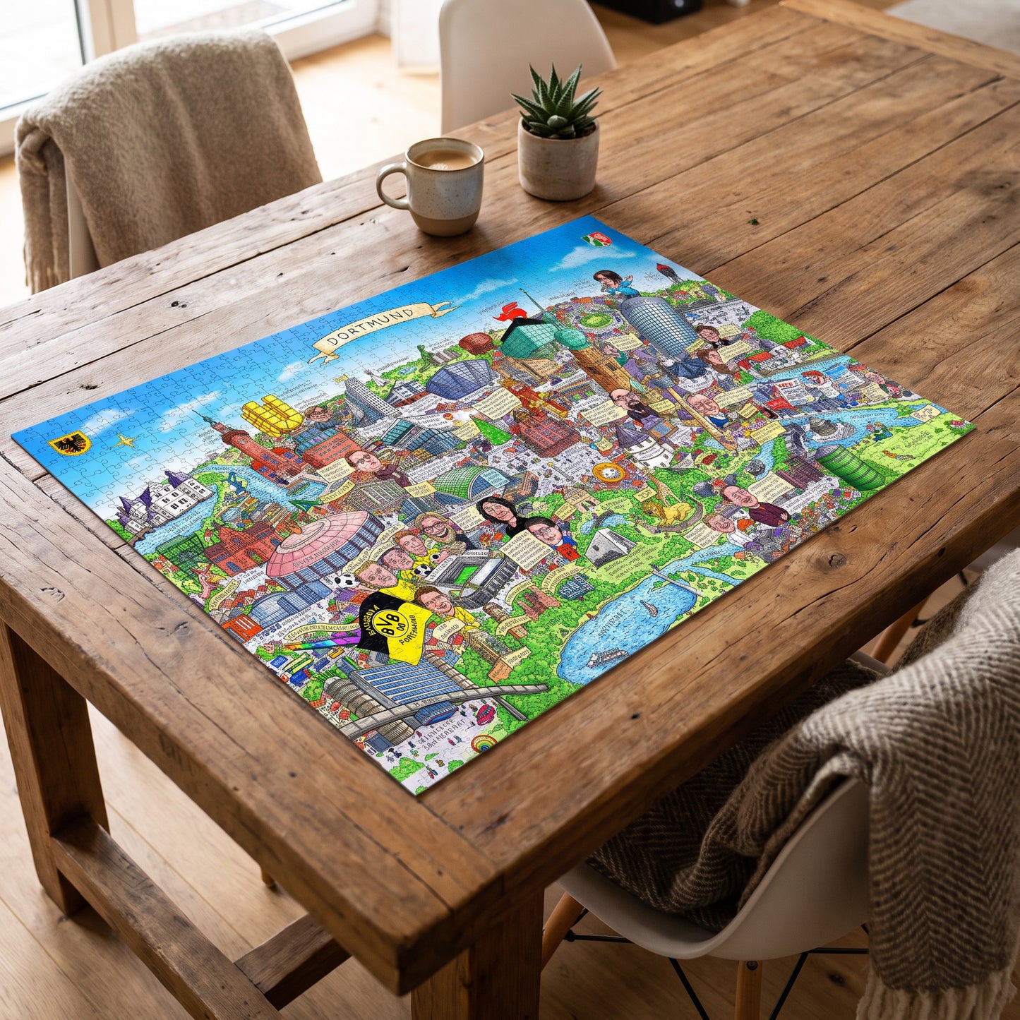 Fertig gelegtes 1000 Teile Dortmund Puzzle als Wimmelbild auf einem gemütlichen Holztisch.